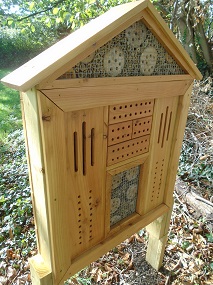 Insect nesting box